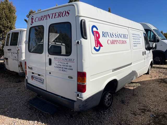Foto 4ª: Paragolpes Trasero Ford Transit 2.5 D 75cv [4HB] (1994)