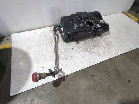 Deposito de Combustible Mercedes Clase B 150 B 180 CDI - D 246.212) 109CV