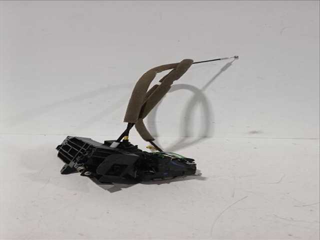 Foto 3ª: Cerradura Puerta Delantera Izquierda Nissan Qashqai 1.3 DIG-T 140CV [HR13DDT] (2013)