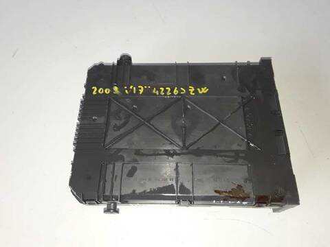 Foto 2ª: Caja Reles Fusibles Peugeot 2008 STYLE 1.2 12V E 110CV (2013)