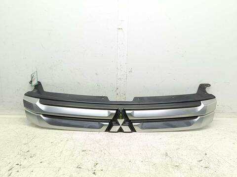 Rejilla Delantera Mitsubishi Outlander 2.2 DI-D CAT 150CV 110KW