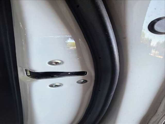 Foto 1ª: Cerradura Puerta Delantera Derecha Kia Rio SPIRIT 101CV 74KW (2020)