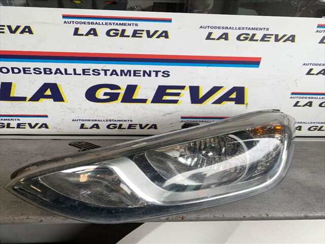 Faro Izquierdo Hyundai i20 1.1 CRDI75CV 0CV