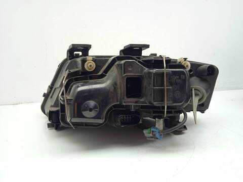 Foto 2ª: Faro Derecho Audi A6 2.5 V6 24V TDI BERLINA 163CV 120KW [BDG] (2004)