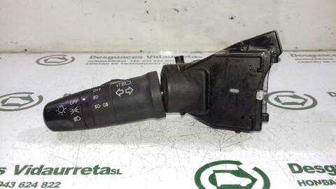 Mando Luces Nissan Terrano 3.0 TD CAT 154CV 113KW