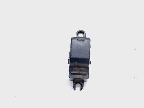 Botonera Elevalunas Nissan Qashqai ACENTA 106CV 78KW