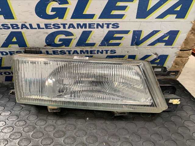 Foto 1ª: Faro Derecho Subaru Forester 2.0 (1999)