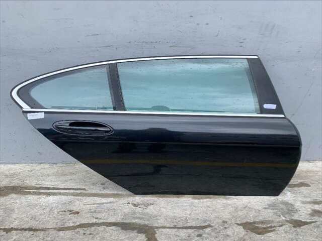 Foto 1ª: Puerta Trasera Derecha Bmw Serie 7 720 3.600 V8 272CV/200KW 0CV [N62B36A] (2004)