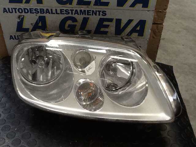 Faro Derecho Volkswagen Touran 1.900 TDI 100CV/74KW