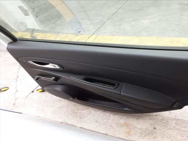 Foto 3ª: Puerta Trasera Derecha Renault Clio 1.5 DCI90CV [K9K 608] (2013)