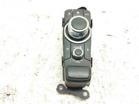 Foto 1ª: Mando Multifuncion Mazda CX3 G CENTER-LINE [PE] (2018)