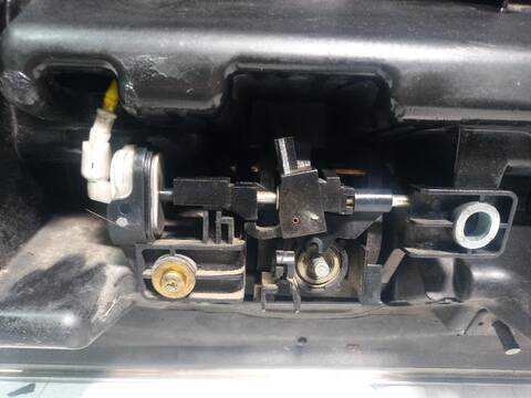 Foto 3ª: Portón Mercedes Clase A 140 170 CDI 168.009) 95CV [OM668942] (1997)