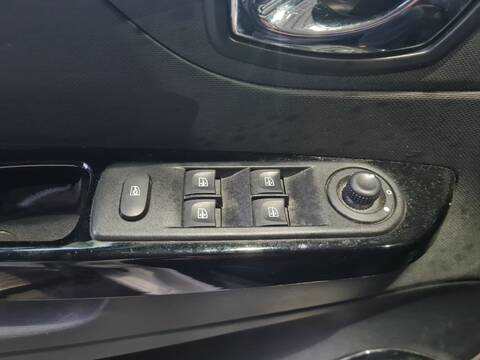 Foto 2ª: Botonera Elevalunas Renault Captur DYNAMIQUE 120CV 88KW [H5FD4] (2014)