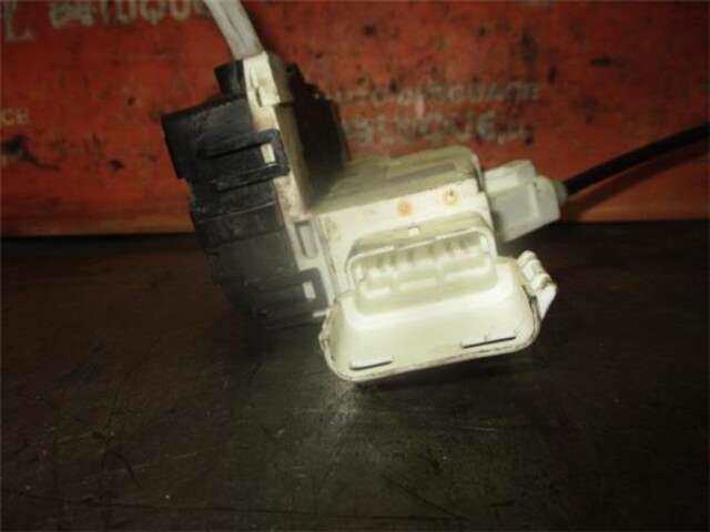 Foto 1ª: Cerradura Puerta Trasera Derecha Peugeot 407 2.0 HDI 135 [RHR (DW10BTED4)]