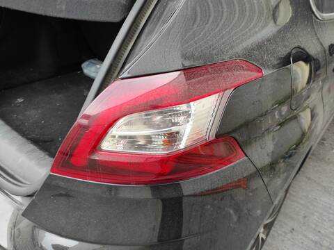 Piloto Trasero Derecho Peugeot 308 HNY