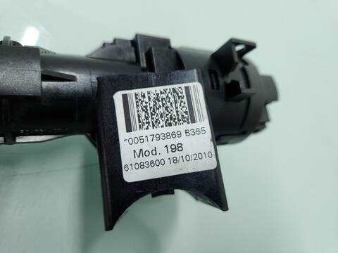 Foto 3ª: Motor de Arranque Fiat Bravo 1.6 16V DYNAMIC MULTIJET 77KW) 105CV [198A3000] (2010)