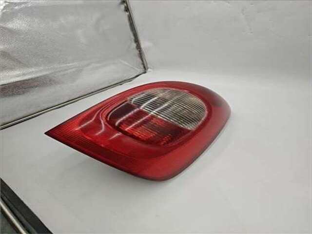 Foto 2ª: Piloto Trasero Derecho Citroen Xsara 2.0 HDI [2.0 LTR. - 66 KW HDI CAT (RHY - DW10TD)] [RHY / DW10TD]