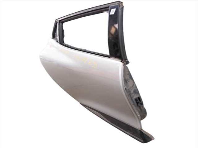 Foto 3ª: Puerta Trasera Derecha Renault Clio 0.9 TCE 90 BHNF BHMA BHMH BHJK BHJR) (2012)