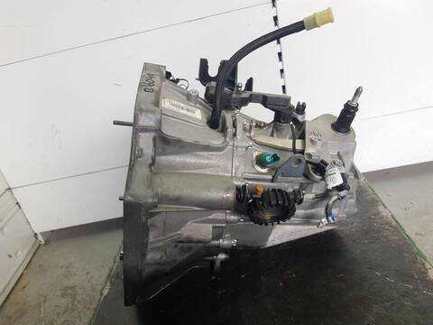 Foto 2ª: Caja Cambios Renault Clio BUSINESS EDITION 101CV 74KW [K9K876] (2021)