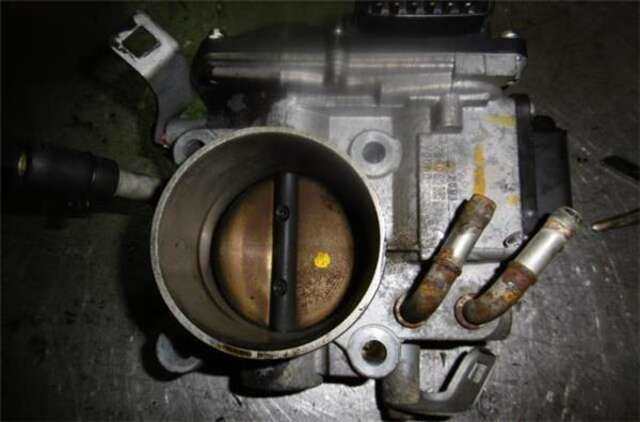 Foto 3ª: Caja Mariposa Honda Civic 2.0 [K20Z4]