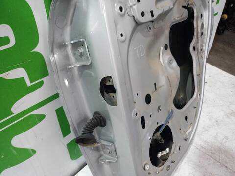 Foto 2ª: Puerta Trasera Derecha Citroen C3 EXCLUSIVE 68CV [8HZDV4TD] (2009)