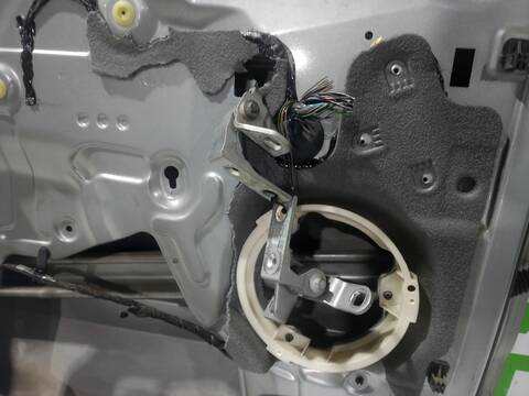 Foto 2ª: Puerta Delantera Izquierda Ford S Max TITANIUM 140CV 103KW CA1) [QXWB] (2006)