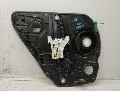 Foto 3ª: Elevalunas Manual Trasero Derecho Kia Xceed DRIVE 136CV 100KW [D4FE] (2020)