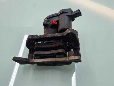 Foto 4ª: Pedal Embrague Audi A6 2.0 TDI ULTRA BERLINA 190CV 140KW [CNH] (2015)