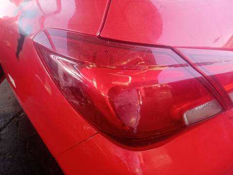 Foto 2ª: Piloto Trasero Izquierdo Opel Corsa COLOR EDITION ECOFLEX 100CV 74KW [B14NEJ] (2017)