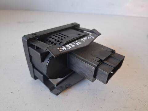 Foto 2ª: Mando Luces Ford Focus BERLINA 1.6 TDCI CAT 109CV (2005)