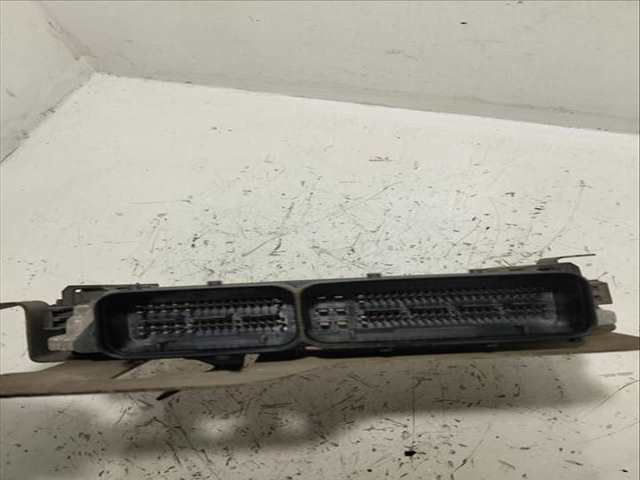 Foto 3ª: Centralita Motor ECU Seat Leon VERSION INDEFINIDA (2005)