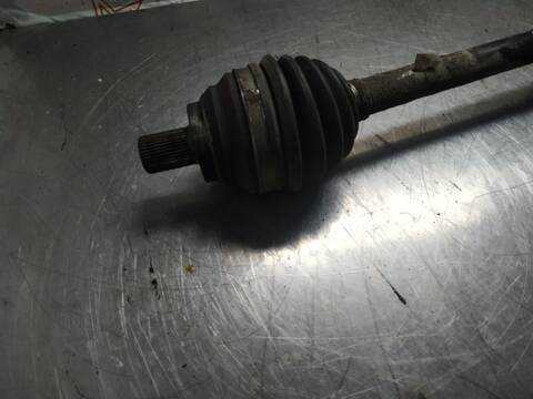 Foto 2ª: Transmision Delantera Izquierda Volkswagen Passat TRENDLINE BERLINA 115CV 85KW [BLF] (2006)