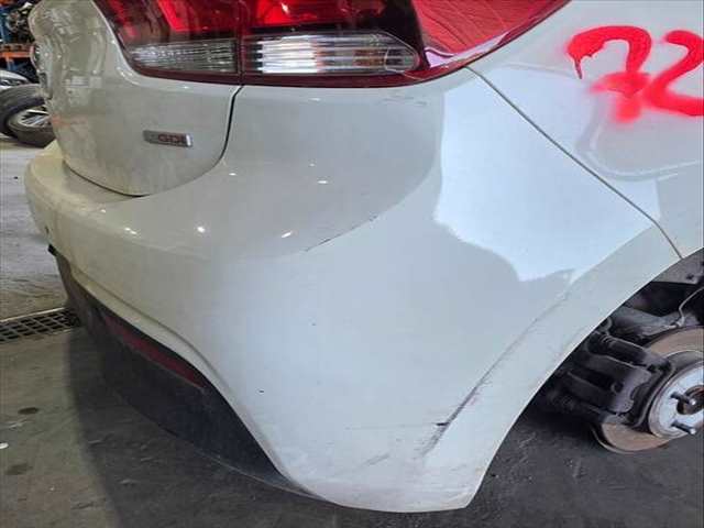 Foto 2ª: Paragolpes Trasero Kia Rio SPIRIT 101CV 74KW (2020)