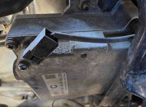 Foto 2ª: Centralita Motor ECU Subaru XV EE20Z (2013)