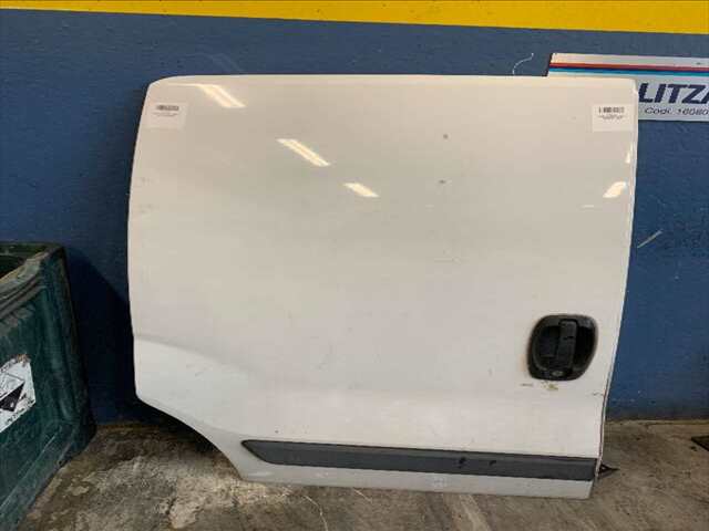 Puerta Lateral Corredera Derecha Peugeot Bipper 1.4 HDI 68-69CV 0CV
