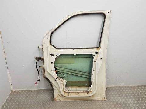 Foto 3ª: Puerta Delantera Derecha Volkswagen Transporter T5 COMBI (2004)