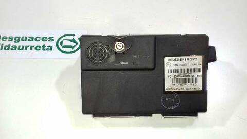 Foto 1ª: Centralita Motor ECU Hyundai i30 COMFORT 109CV 80KW [G4FA] (2011)