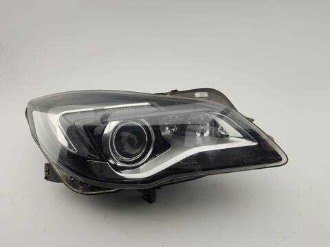 Foto 3ª: Faro Derecho Opel Insignia 2.0 CDTI 68) 140CV 103KW [A20DTE] (2015)
