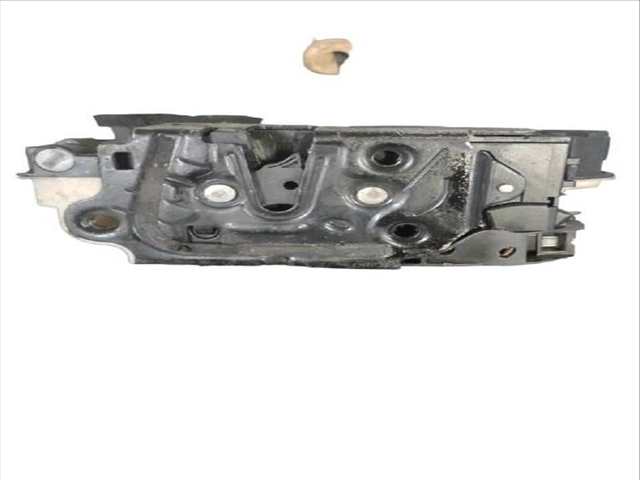 Foto 2ª: Cerradura Puerta Delantera Izquierda Volkswagen Polo 1.4 TDI 80CV (2001)