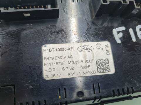 Foto 3ª: Mando Climatizador Ford Fiesta 1.1 CAT 86CV 63KW (2017)