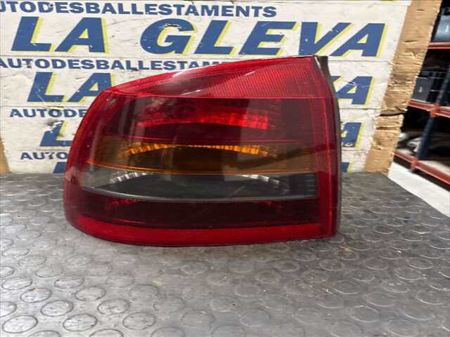 Foto 1ª: Piloto Trasero Izquierdo Opel Astra 2.2 G (2002)