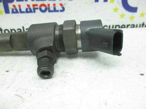 Foto 2ª: Inyectores Fiat Stilo 192A1000 (2002)