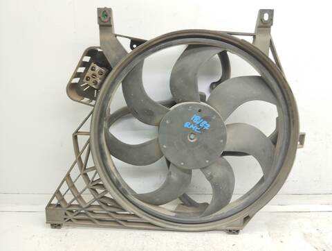 Foto 3ª: Electroventilador Nissan Primera ACENTA BERLINA 120CV 88KW [F9Q] (2001)