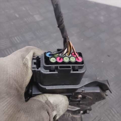 Foto 3ª: Cerradura Puerta Delantera Izquierda Ford C Max 1.6 TDCI (2005)