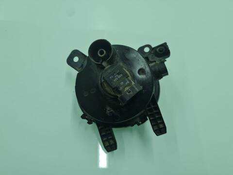 Foto 2ª: Faro Antiniebla Delantero Izquierdo Bmw Serie 1 114 118D 143CV 105KW [N47D20C] (2012)