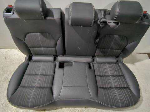 Foto 2ª: Asientos Traseros Mercedes Clase B 150 B 180 CDI - D 246.212) 109CV [OM 607.951 (K9K)] (2011)