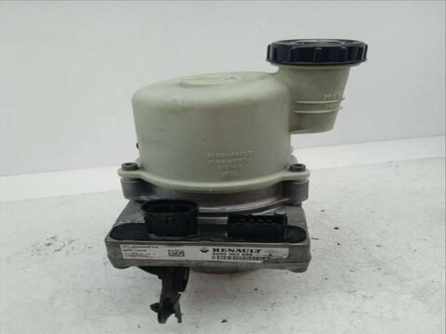 Foto 2ª: Bomba de Direccion Dacia Sandero LAUREATE 86CV 63KW [K9K796] (2009)