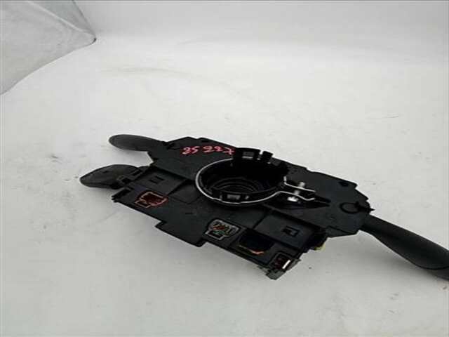 Foto 2ª: Mando Multifuncion Peugeot 206 1.9 X-LINE [1.9 LTR. - 51 KW DIESEL]