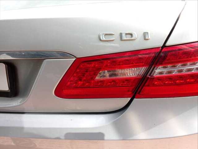 Foto 2ª: Piloto Portón Derecho Mercedes Clase E 180 E 350 CDI 207.322) COUPE 231CV 170KW [OM 642.836] (2021)