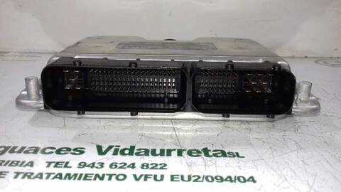 Foto 2ª: Centralita Motor ECU Volkswagen Passat 2.5 V6 TDI 150CV 110KW [AKN] (2002)